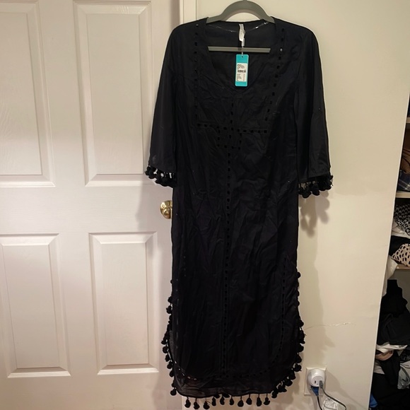 Seafolly Other - Seafolly cover up size small black NWT